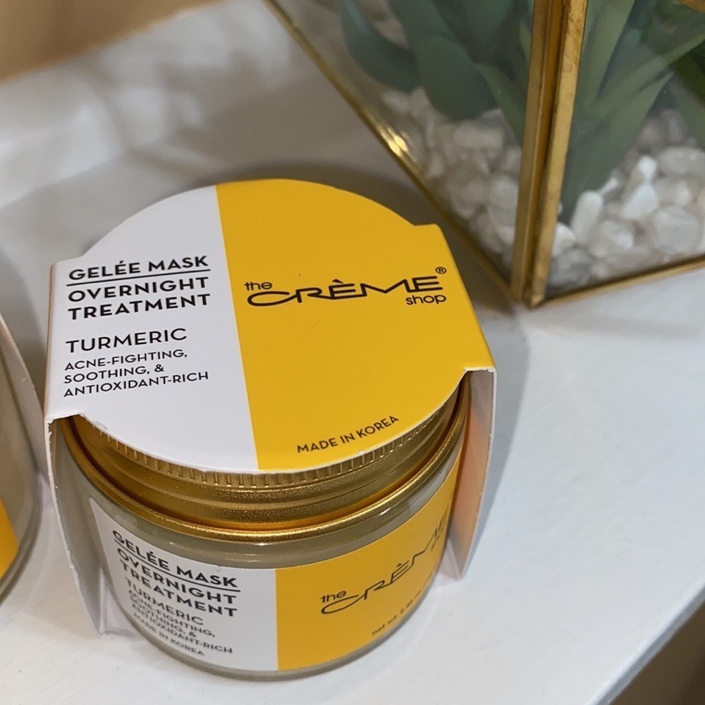 2 THE CRÈME SHOP